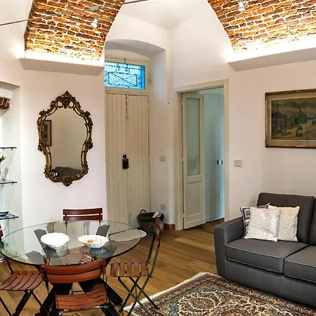 Appartamento Casa del Conte Massimiliano Roero Cuneo Esterno foto