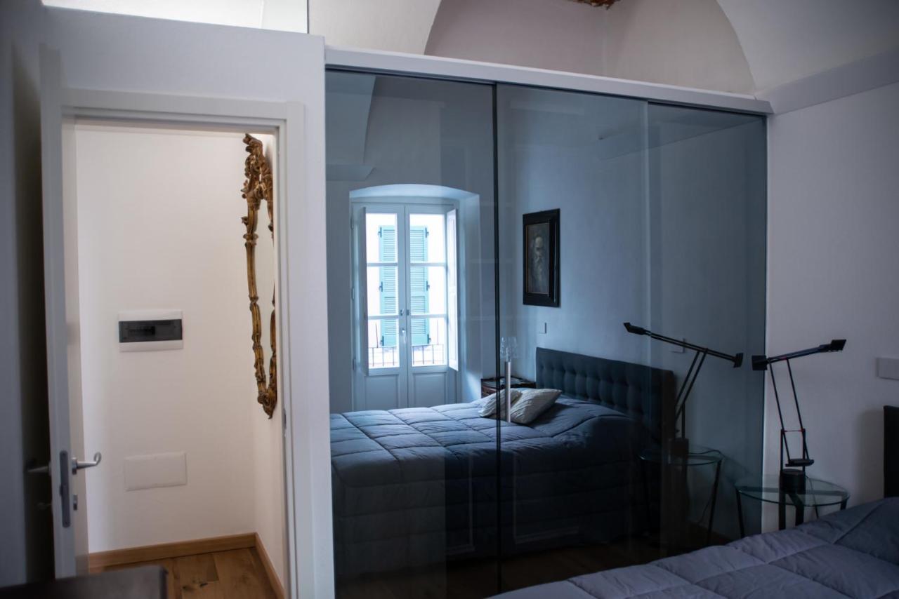 Casa Del Conte Massimiliano Roero * Cuneo
